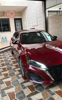 نيسان ألتيما